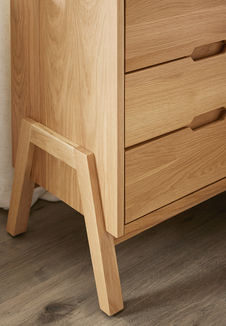 QW Amish Nova Chest of Drawers