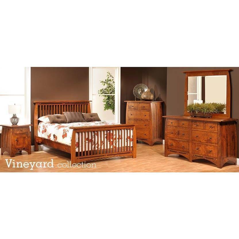 Millcraft Vineyard Low Dresser w/ Mirror