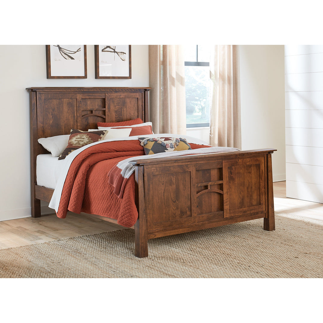 QW Amish Artesa Bed