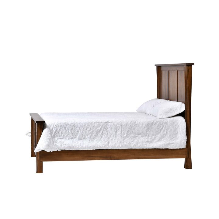 QW Amish Lexington Twist Bed