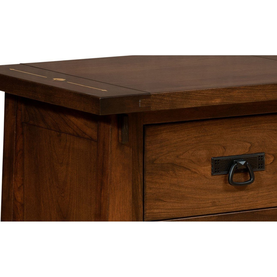 QW Amish Mesa 3 Drawer Nightstand