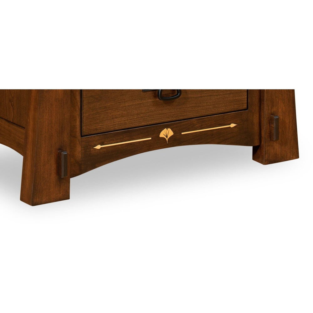 QW Amish Mesa 3 Drawer Nightstand