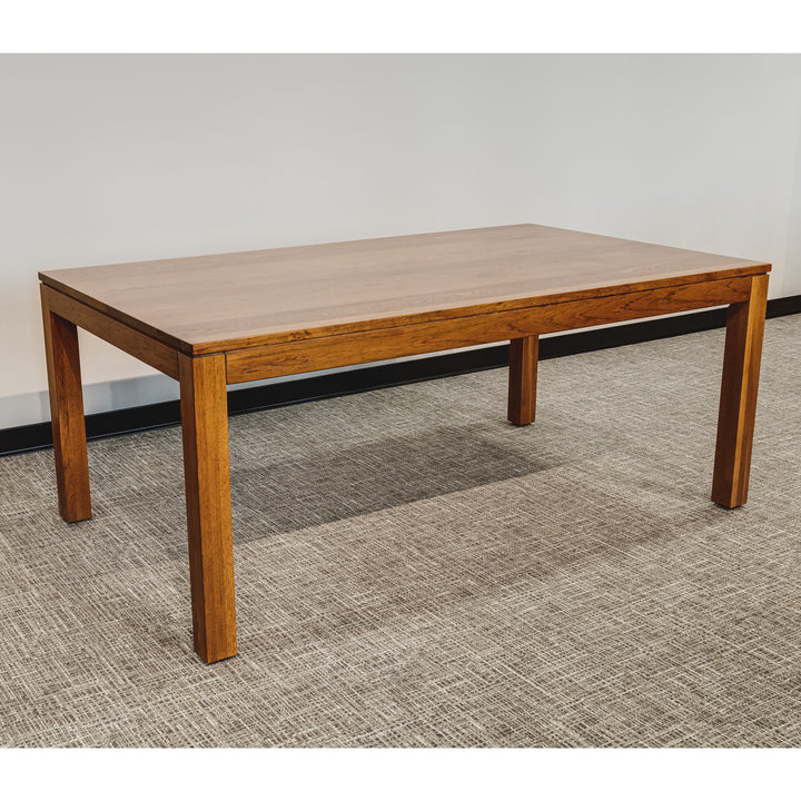 QW Amish Monroe Leg Table