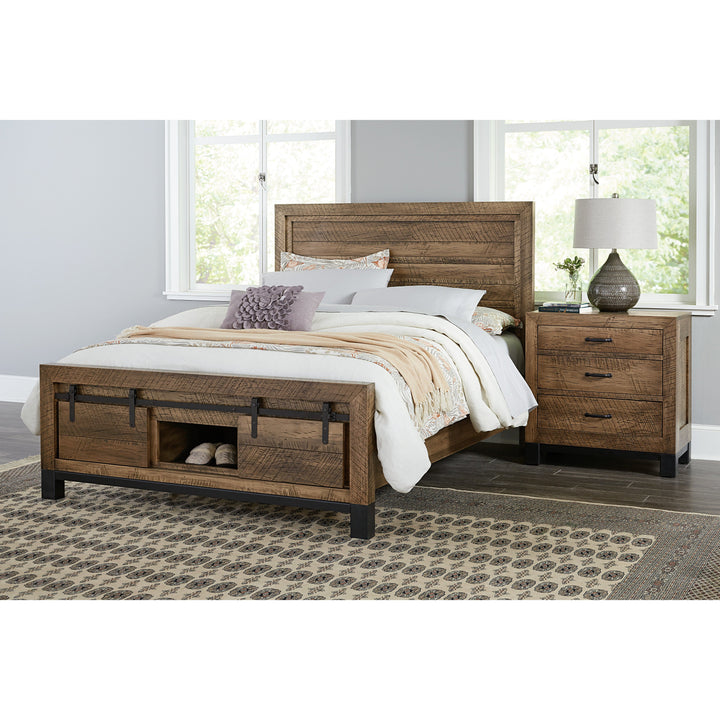 QW Amish Sonoma Rough Sawn Bed w/ Footboard Storage