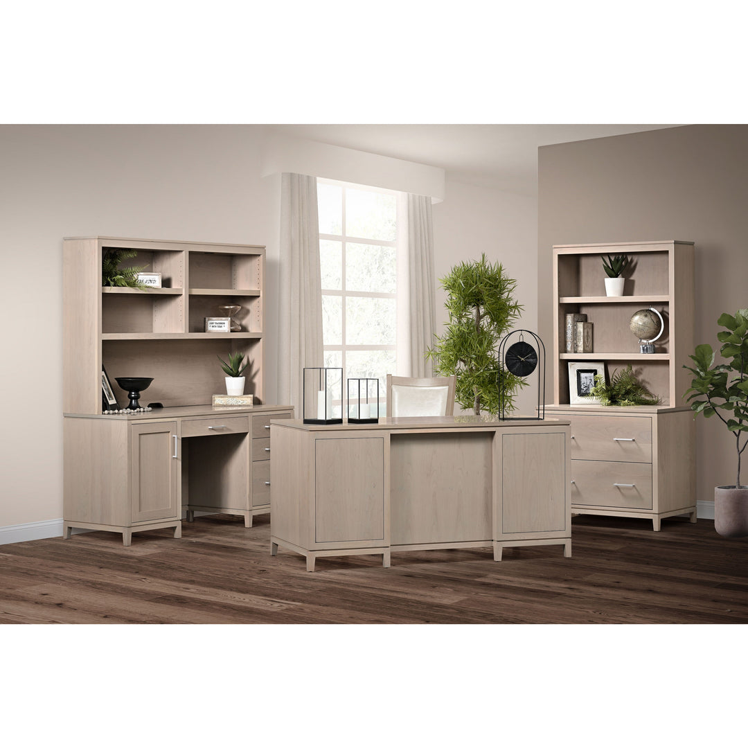 QW Amish Villa Credenza & Optional Hutch